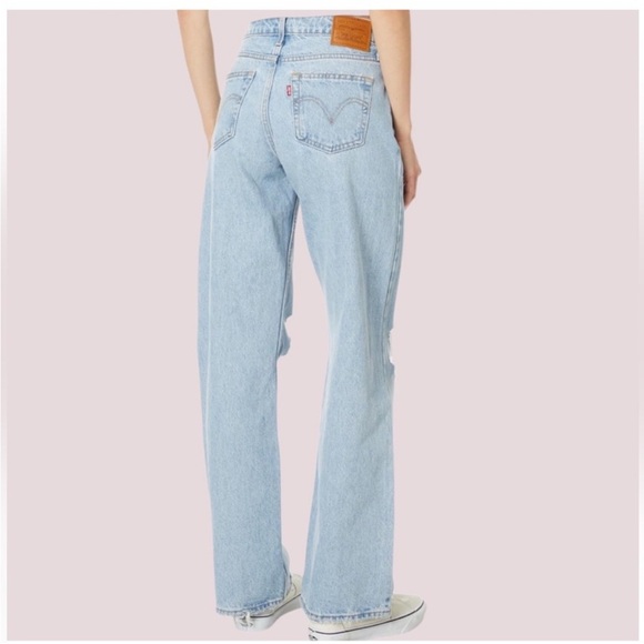 Levi’s Low Pro Straight Light Wash Distressed Jeans - Picture 3 of 10